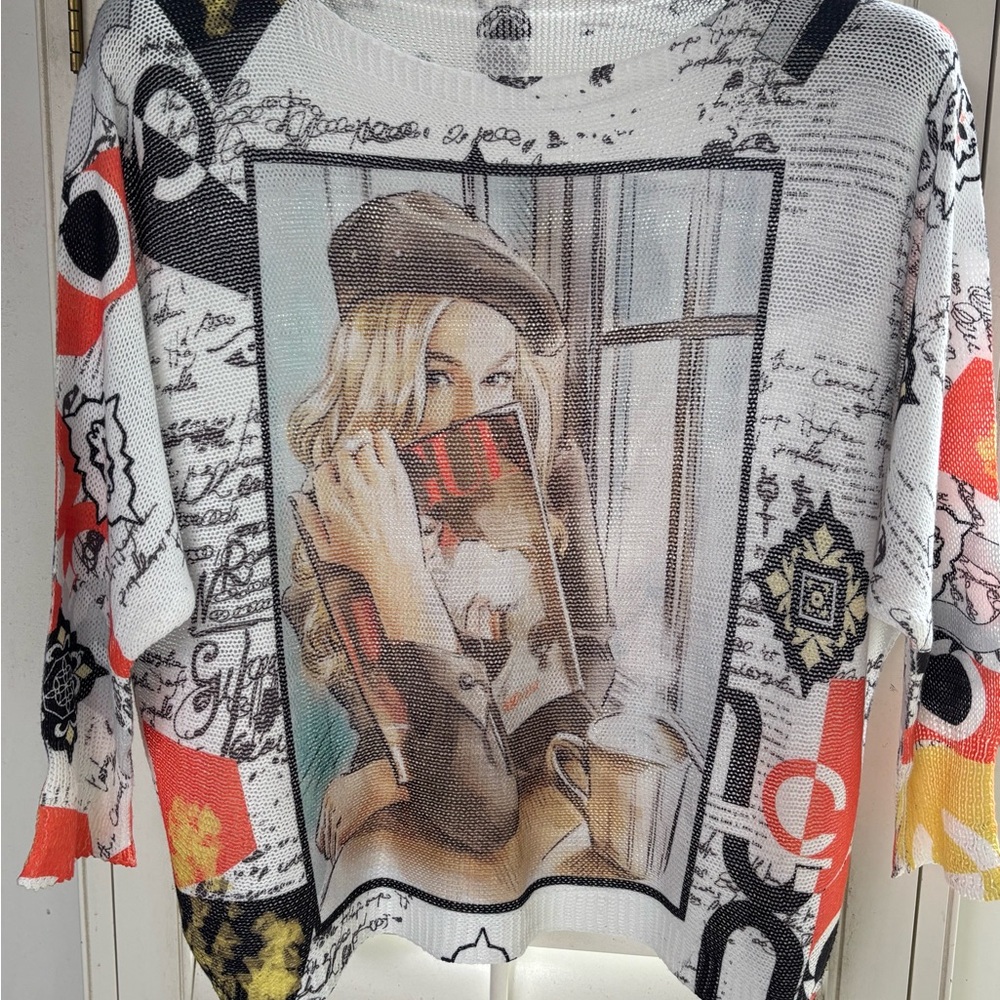 Vogue‎ Graphic Print Women's Top sweater XL boxy fit